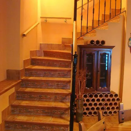 Casa Francisca, * Estavillo